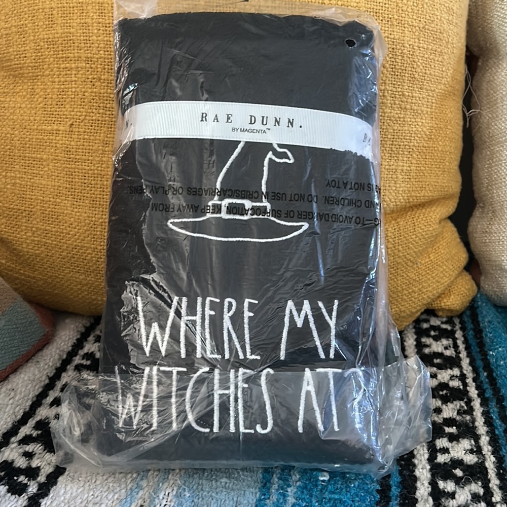 Brand New Rae Dunn “Where are All My WitchesAt?” Halloween Set of 2 Hand Towels - Picture 2 of 3